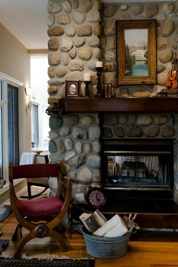 Lady Macdonald Country Inn 4*