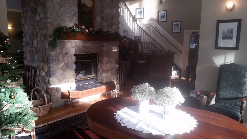 Lady Macdonald Country Inn