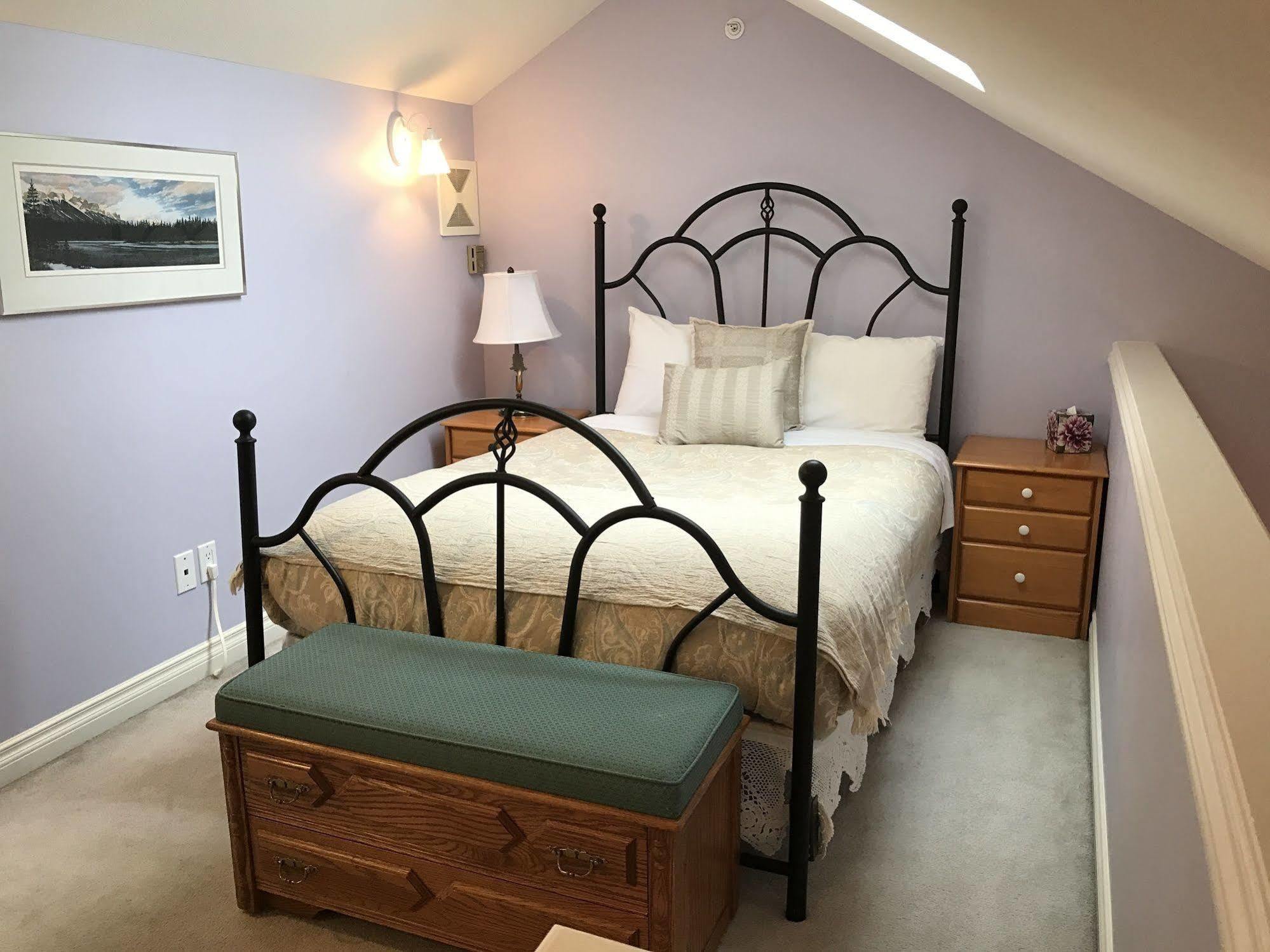 Lady Macdonald Country Inn 4*