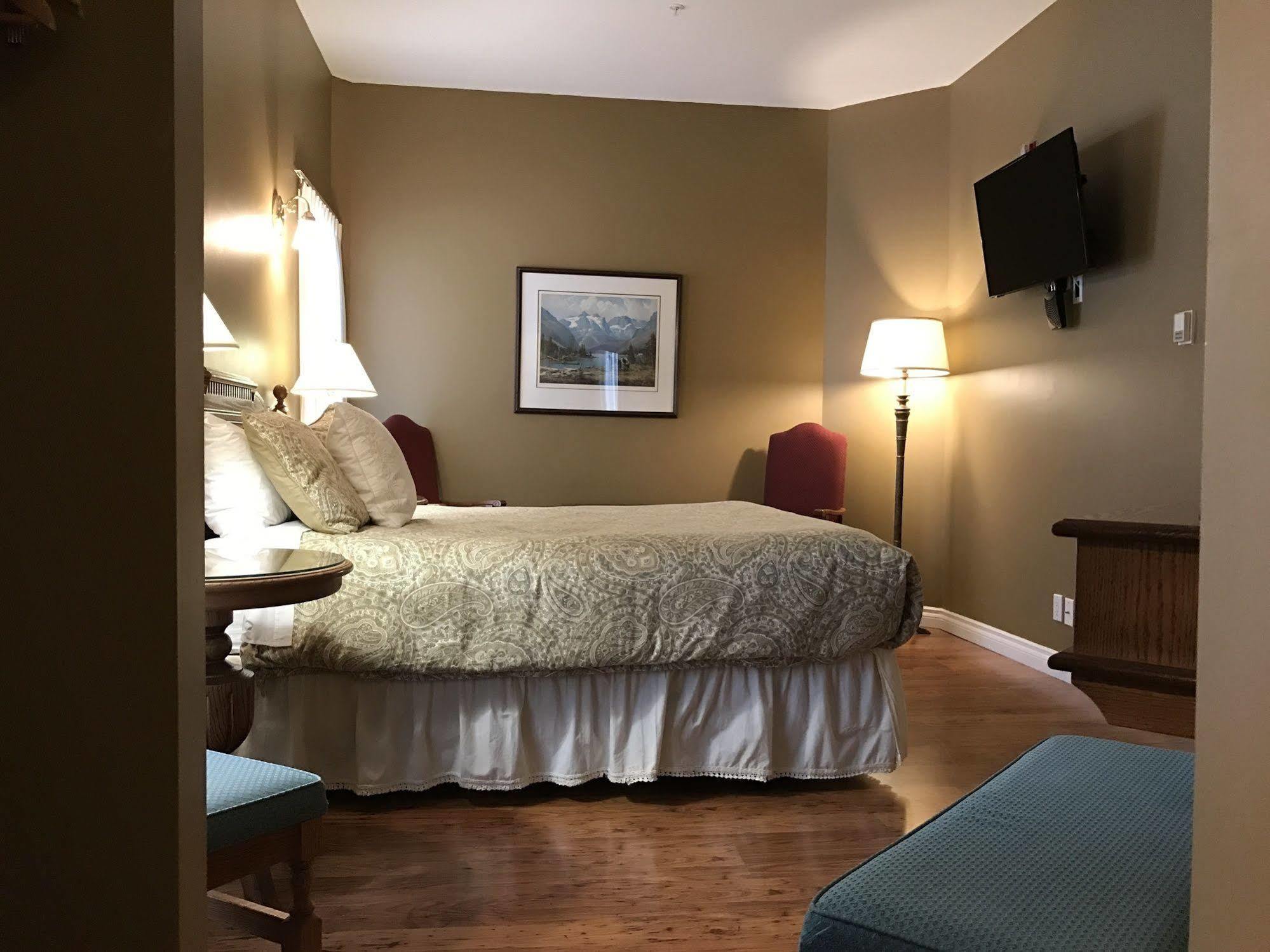 Lady Macdonald Country Inn Canmore